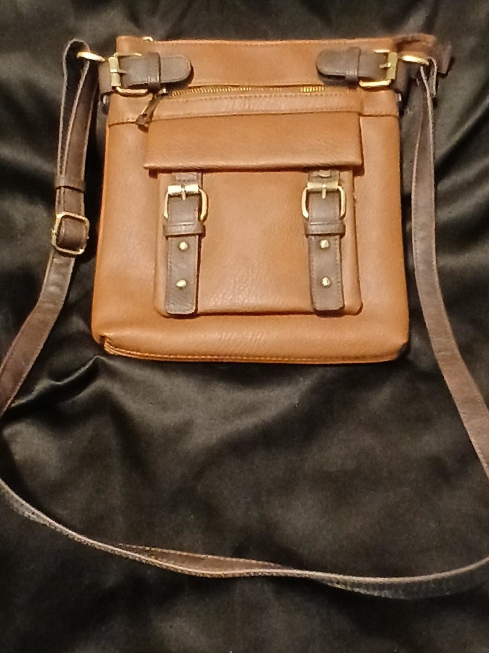 New Jessie & James HANNAH Concealed Carry Crossbody Shoulder Bag Purse Gun Lock